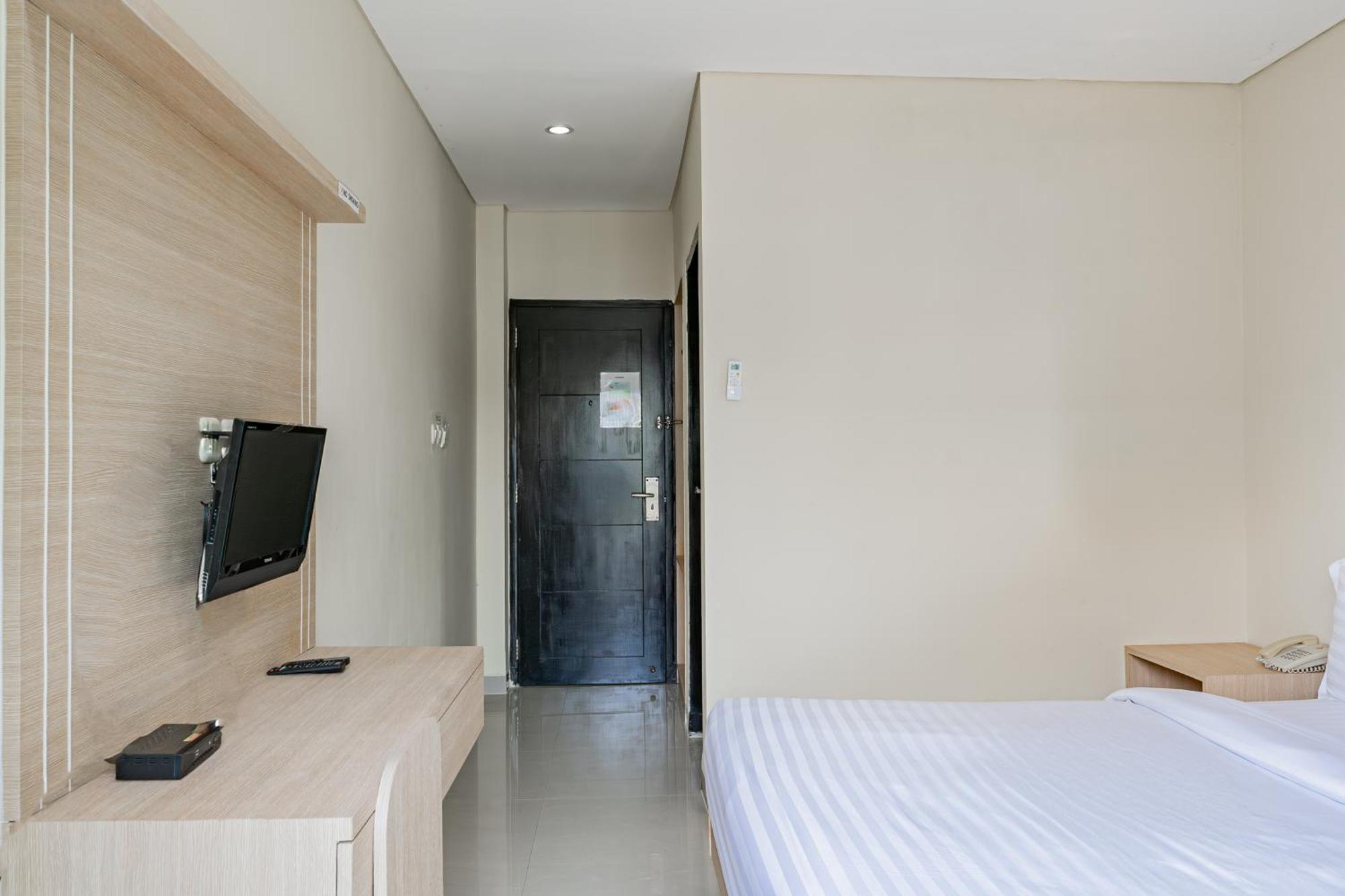 Готель Collection O Kuta Near Airport Ngurah Rai Екстер'єр фото
